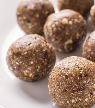 All Natural Healthy Raw Energy Balls